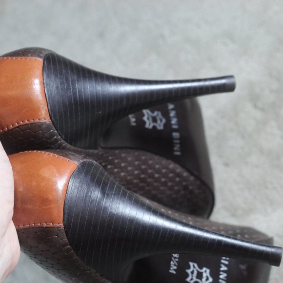 Gianni Bini Dark Brown Circle Pattern Camel-Colored Buckle & Heel Patch Shoes - Picture 6 of 7